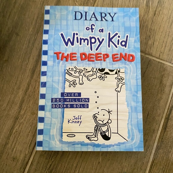 Diary of a Wimpy Kid Book Set - - Picture 3 of 3